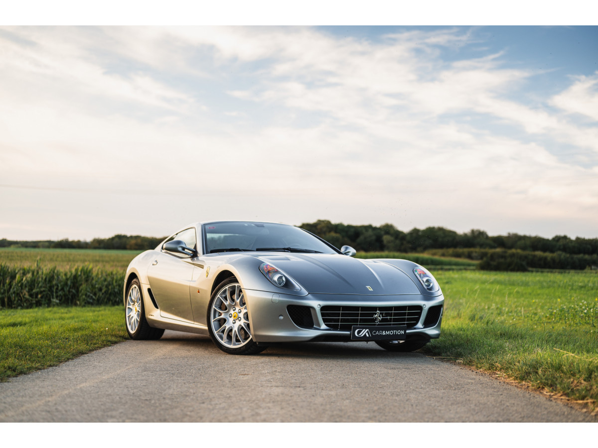 Ferrari 599 GTB 1 OWNER/1ST PAINT/CARBON/TRAVEL SET