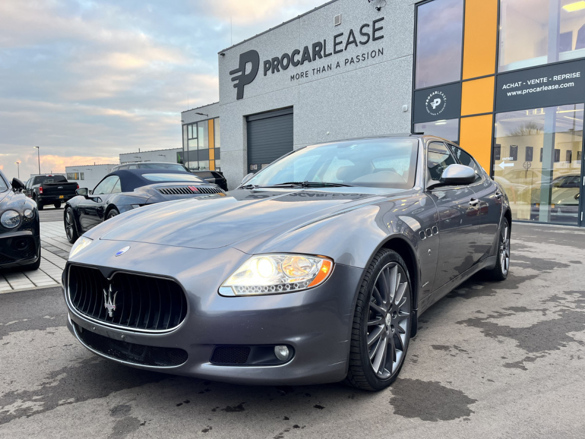 Maserati Quattroporte S QUATTROPORTE 4.7 EXECUTIVE/SCHIEBEDACH/20/NAVI/MEMORY/VOLL