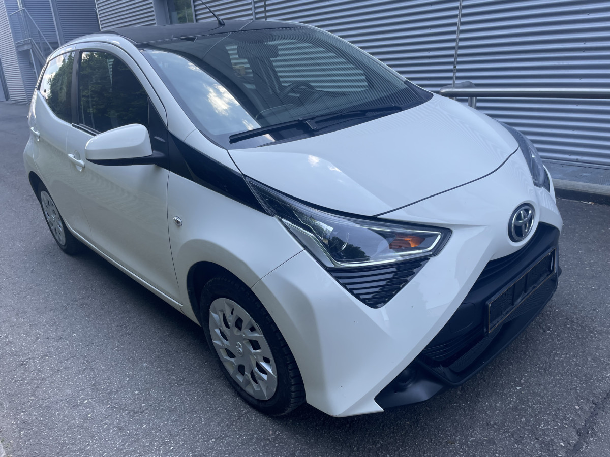 Toyota Aygo 1.0 Essence 72