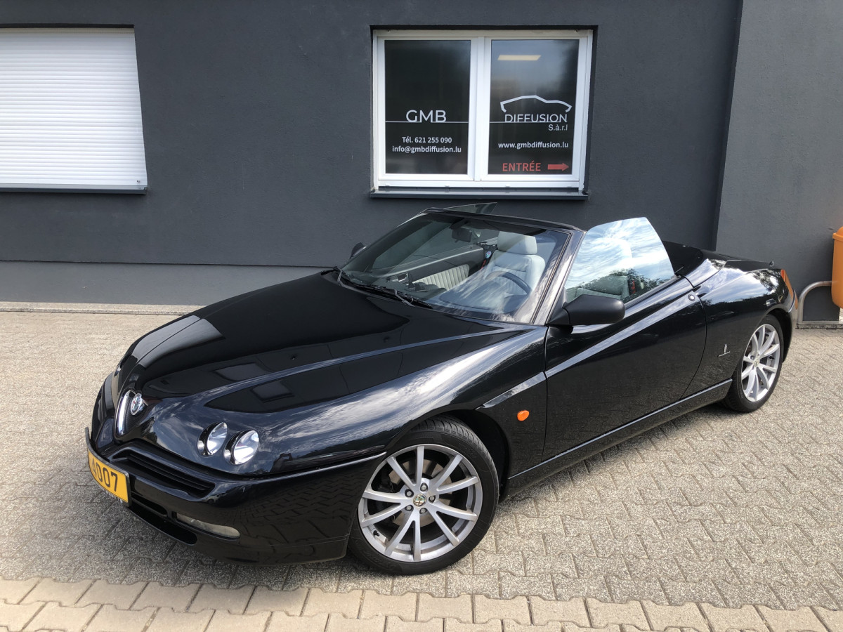 Alfa Romeo Spider 2.0 16S 150 PININFARINA