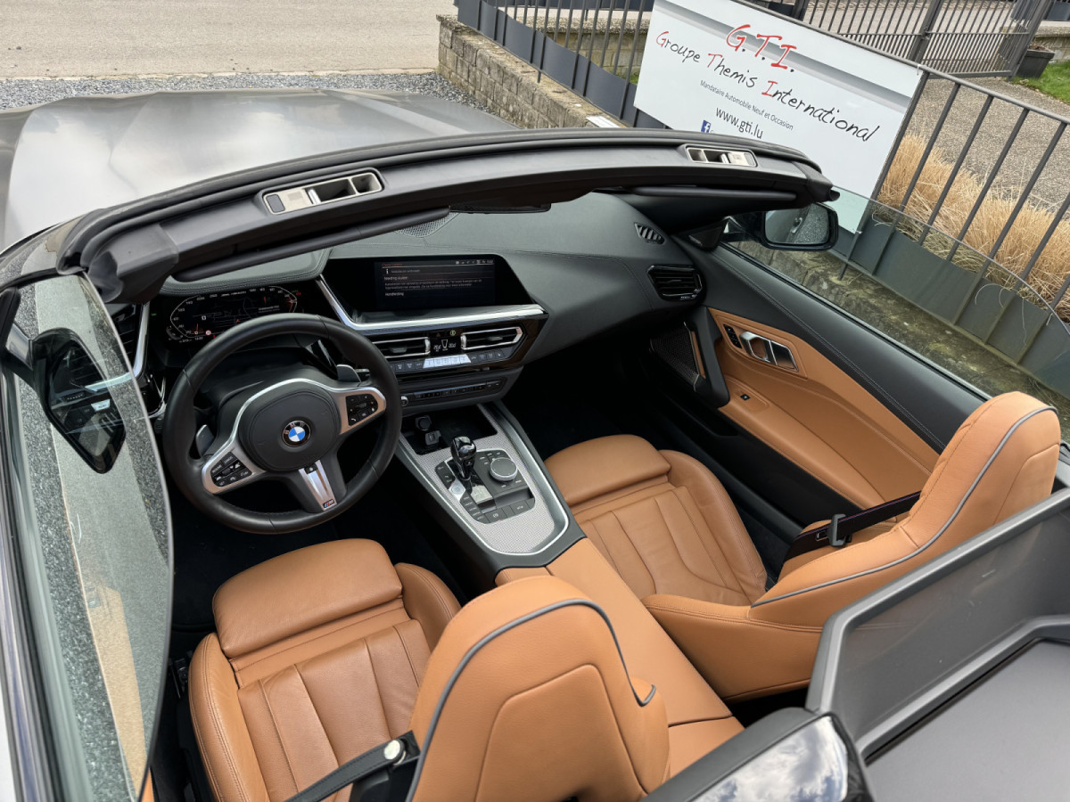 BMW Z4 M40i  Full - Akrapovic