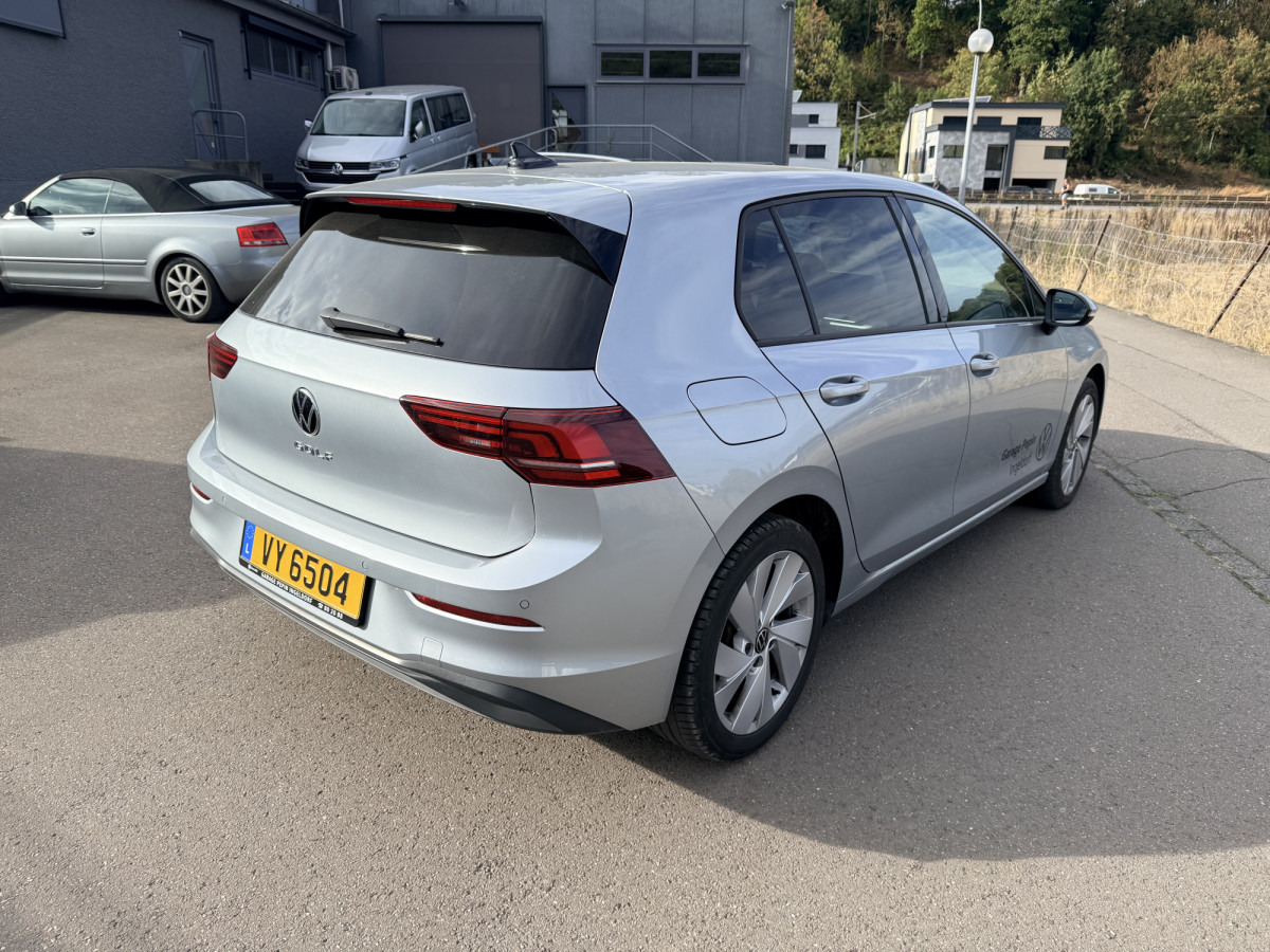 Volkswagen Golf Life 2.0 TDI 150cv Boîte à double embrayage 7 vitesses
