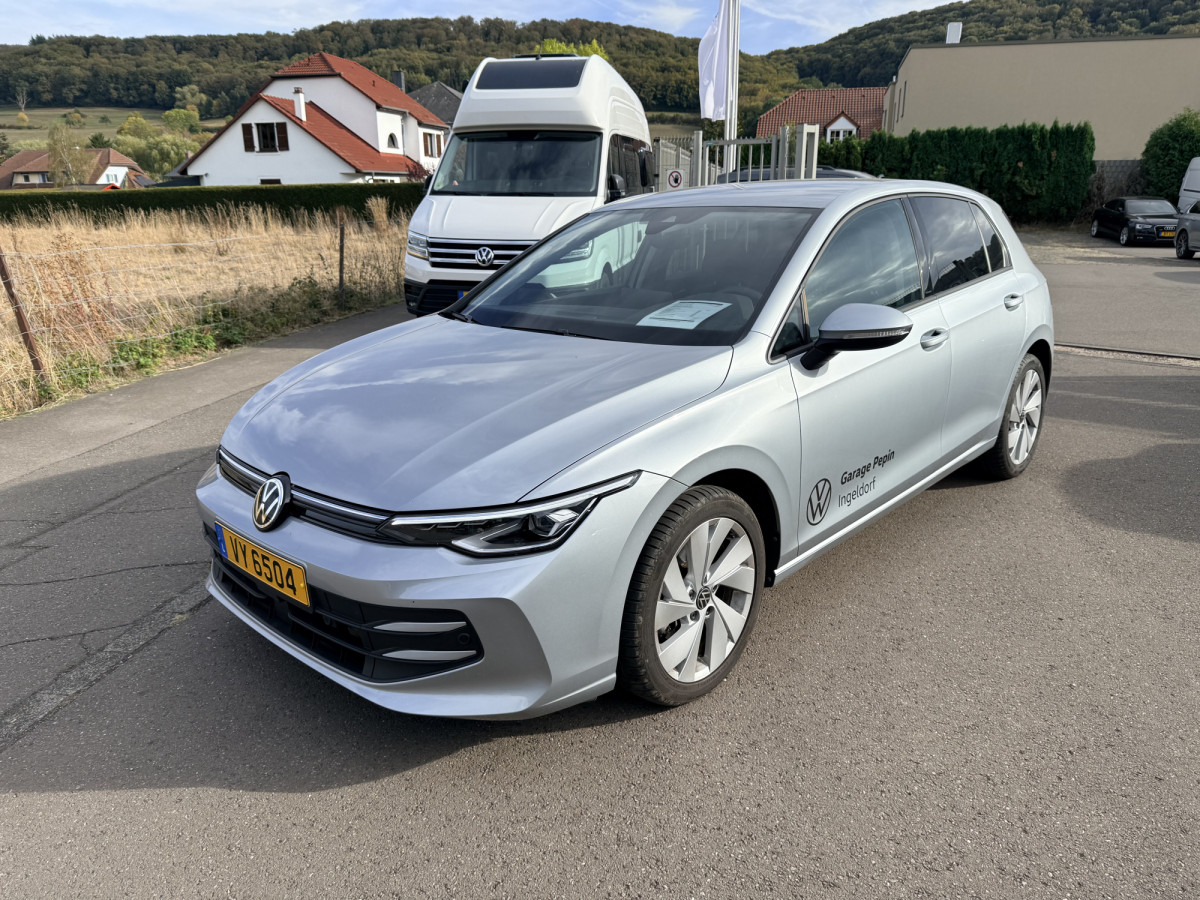 Volkswagen Golf Life 2.0 TDI 150cv Boîte à double embrayage 7 vitesses