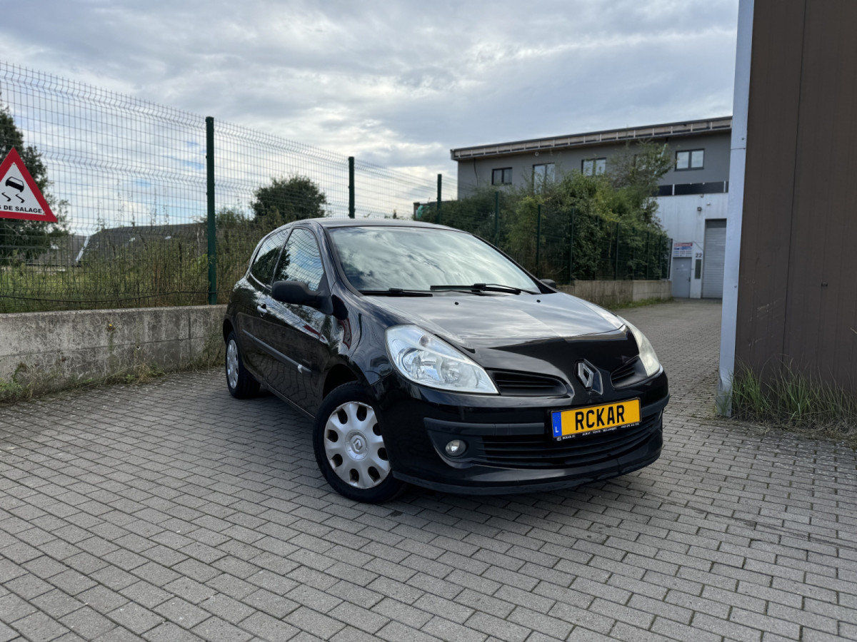 Renault Clio III 1.2 75ch 3P *1 AN GARANTIE INCLUS + IMMATRICULATION**