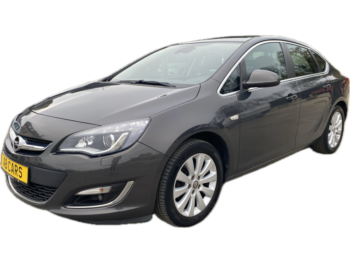 Opel Astra Limousine Cosmo 1.6cdti 136 cuir Xenon