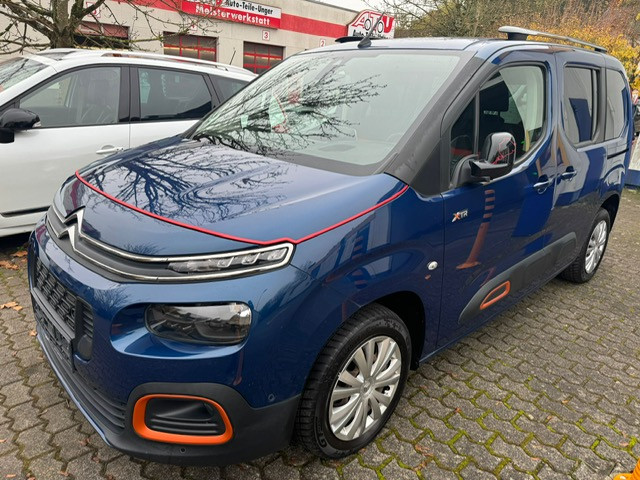 Citroën Berlingo CITROEN BERLINGO SHINE XTR PANORAMA HEAD UP AUTOMATIK NAVI KAMERA