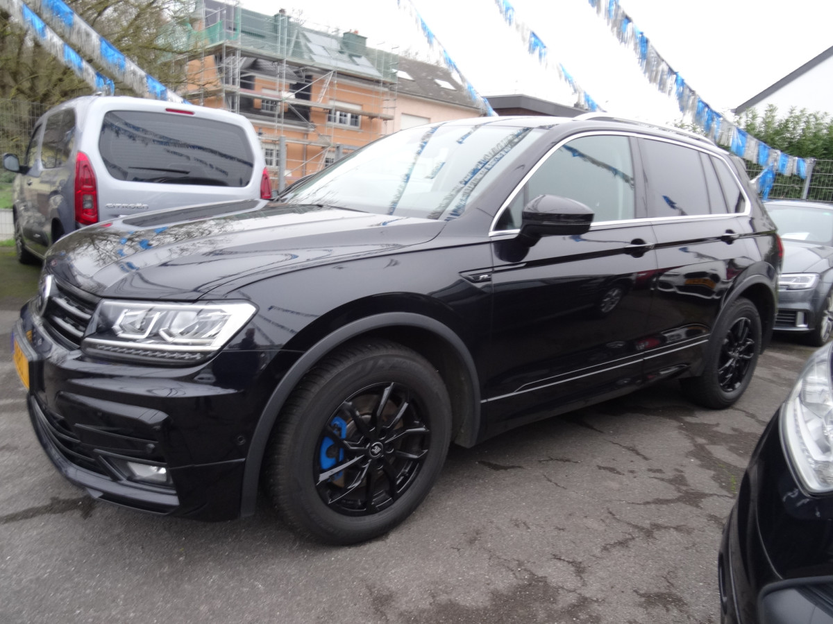 Volkswagen Tiguan R-Line Highline 4 Motion 2.0TSi DSG 230CV (STANDHEIZUNG)