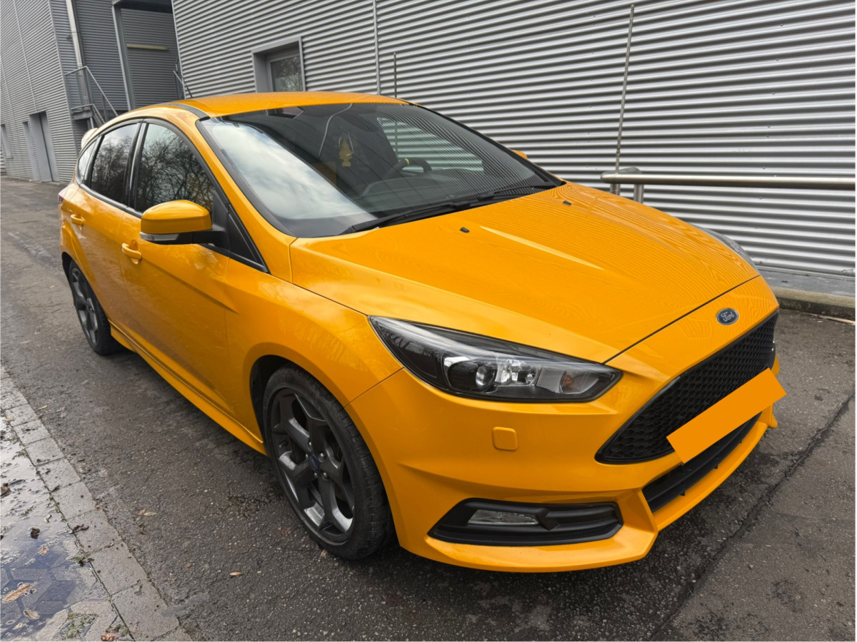 Ford Focus 2.0 Essence 250 ST