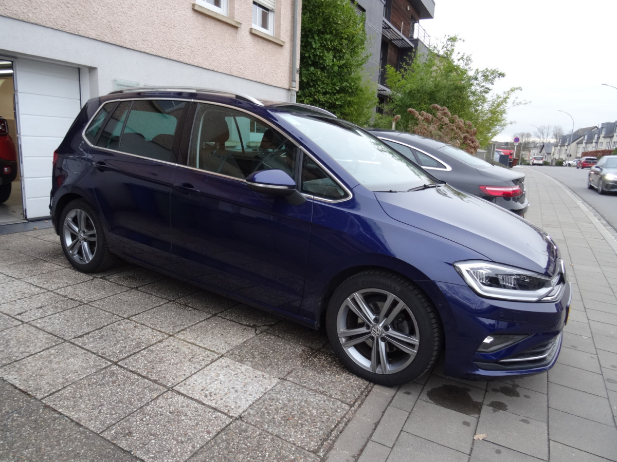 Volkswagen Golf Sportsvan 2.0 TDI DSG HIGHLINE