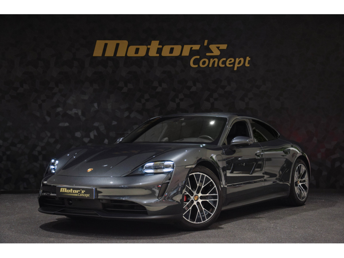 Porsche Taycan 4S