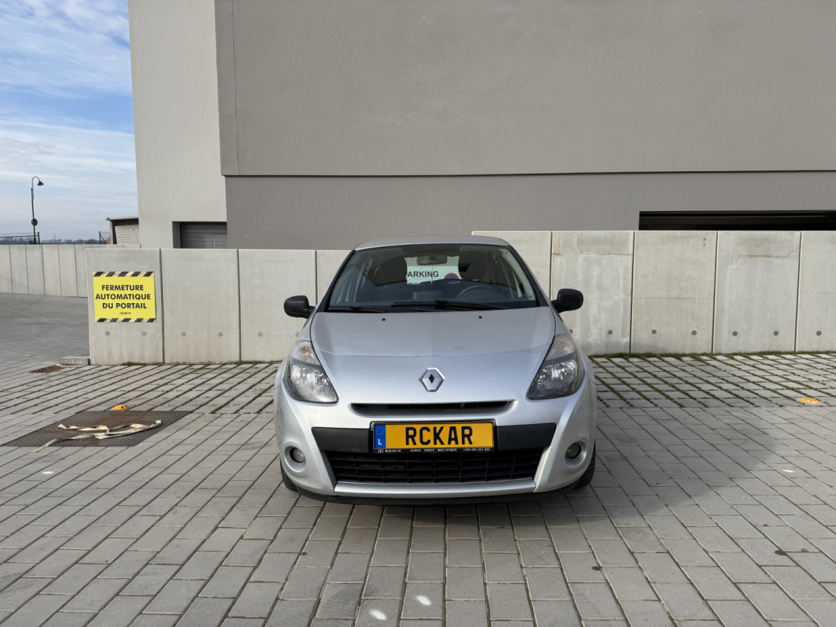 Renault Clio *Garantie 12 mois incluse* // GPS, Bluethoot, 5 p