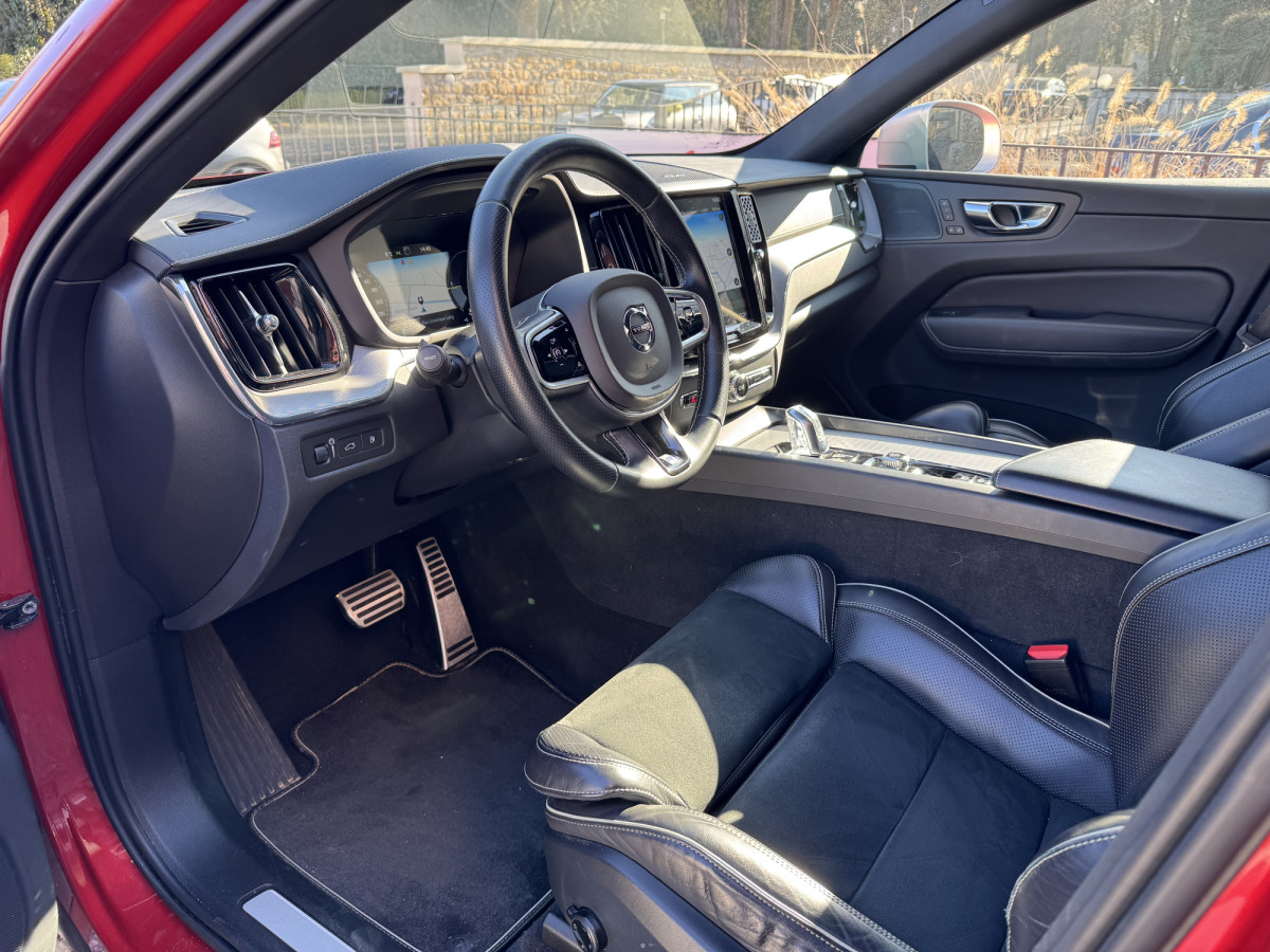 Volvo XC60 T8 R-Design Twin Engine eAWD Geartronic