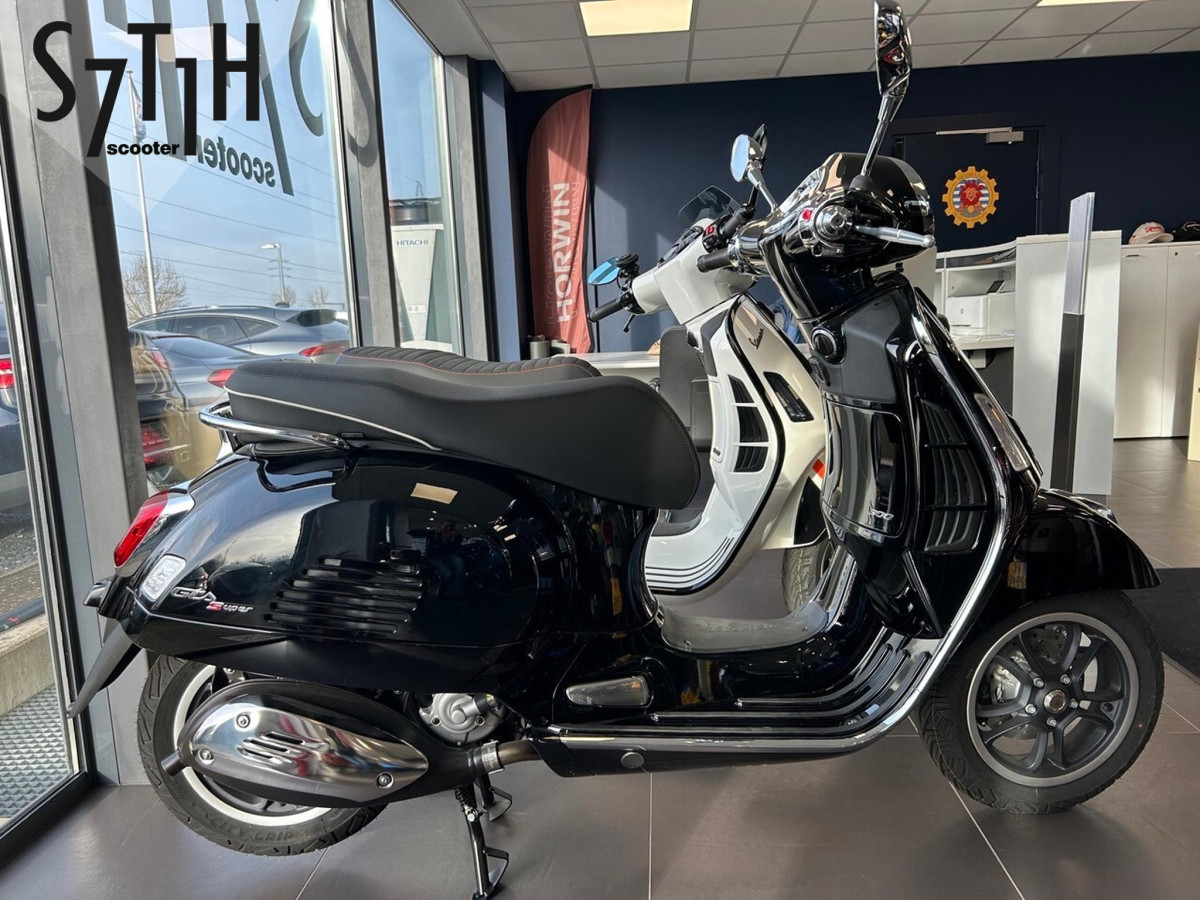 Vespa GTS 300 Super