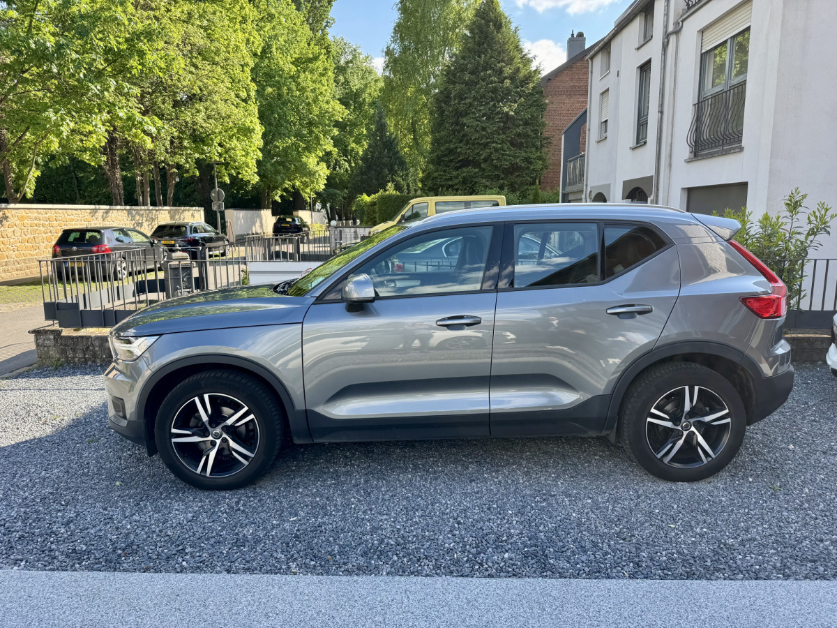Volvo XC40 D3 150 Momentum Geartronic