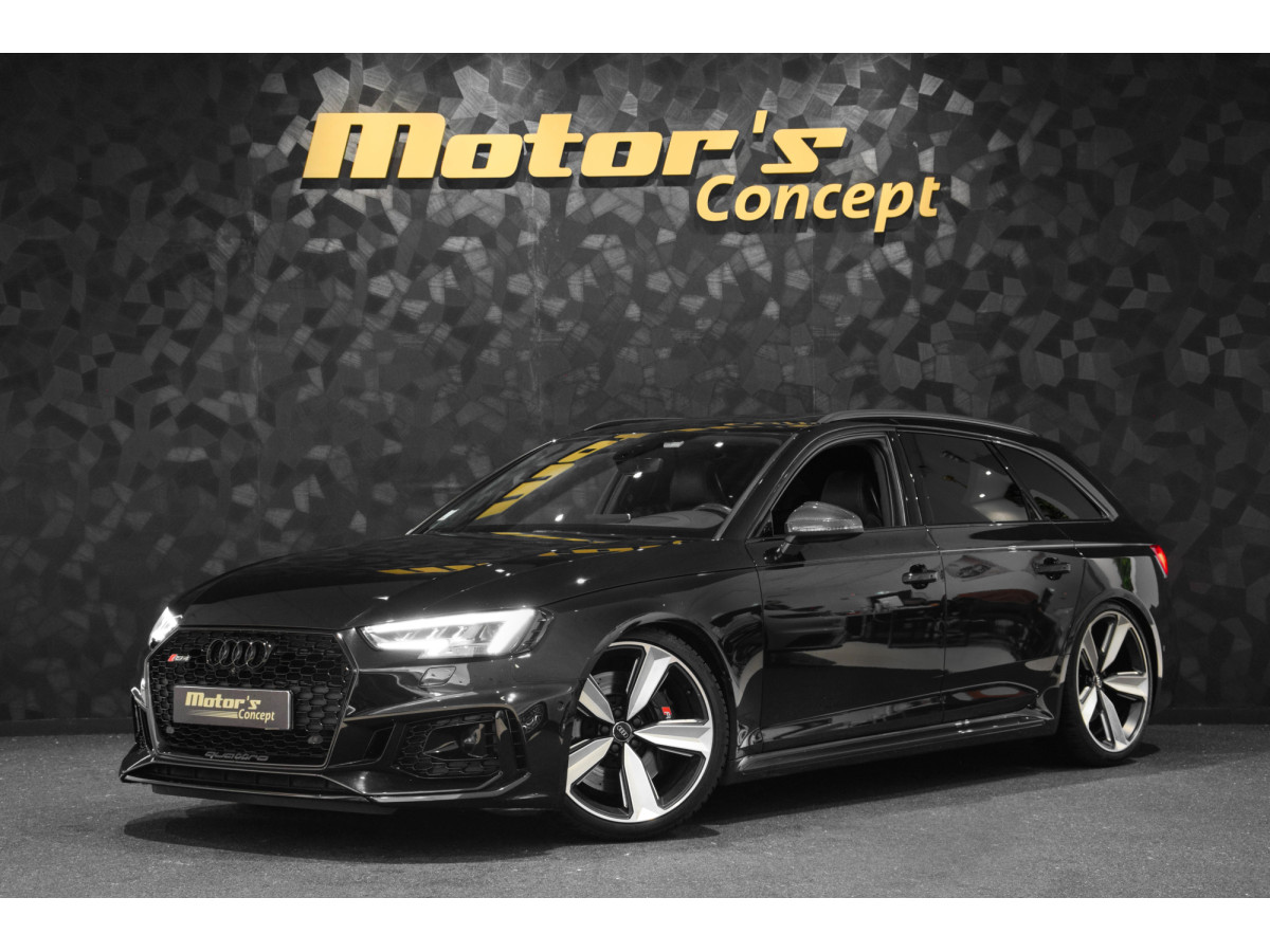 Audi RS4 AVANT 2.9 V6 QUATTRO