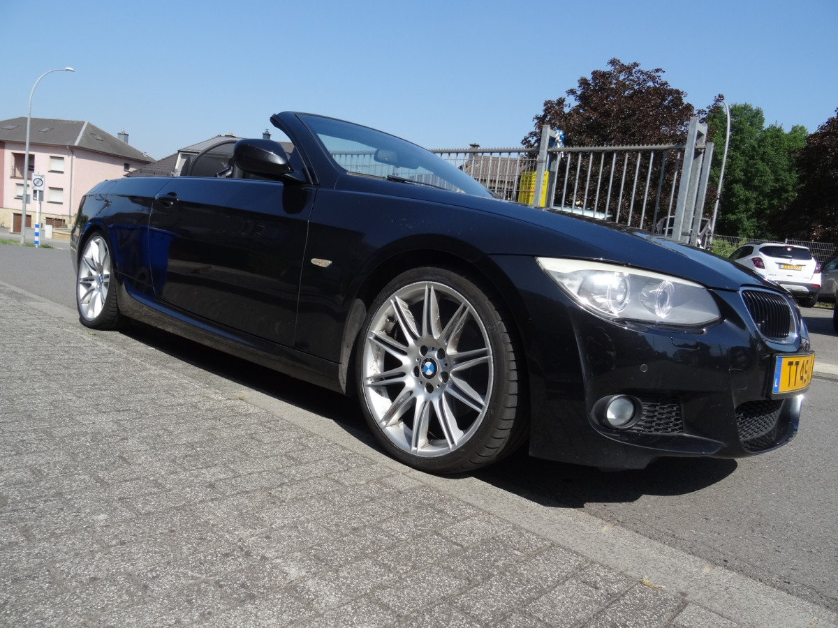BMW 320 Cabriolet Diesel Automatique Pack M 134CV