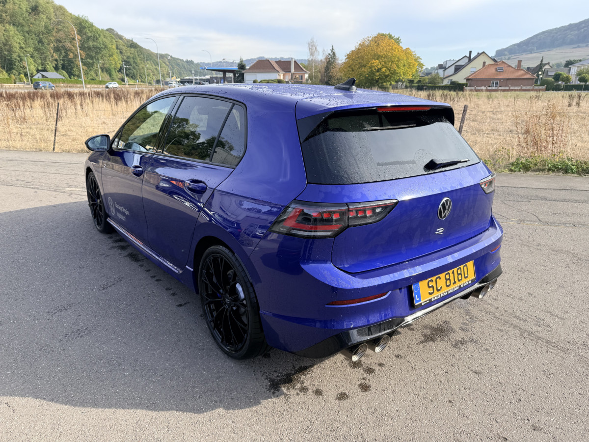 Volkswagen Golf R 2.0 TSI 4MOTION 333 cv Boîte à double embrayage 7 vitesses