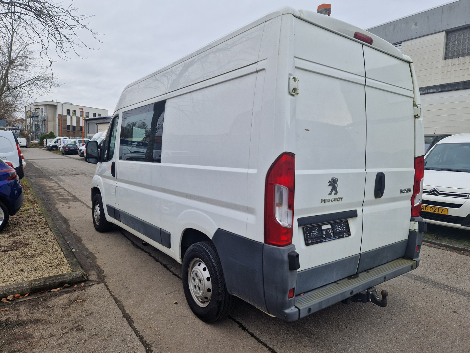 Peugeot Boxer 2.0 Hdi 130 CV Double Cabine 6 Places Garantie 12 Mois