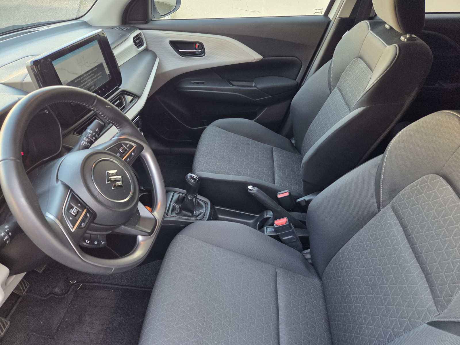 Suzuki Swift 1.2 GL+ 82 CV Hybride Garantie Usine 11/2031