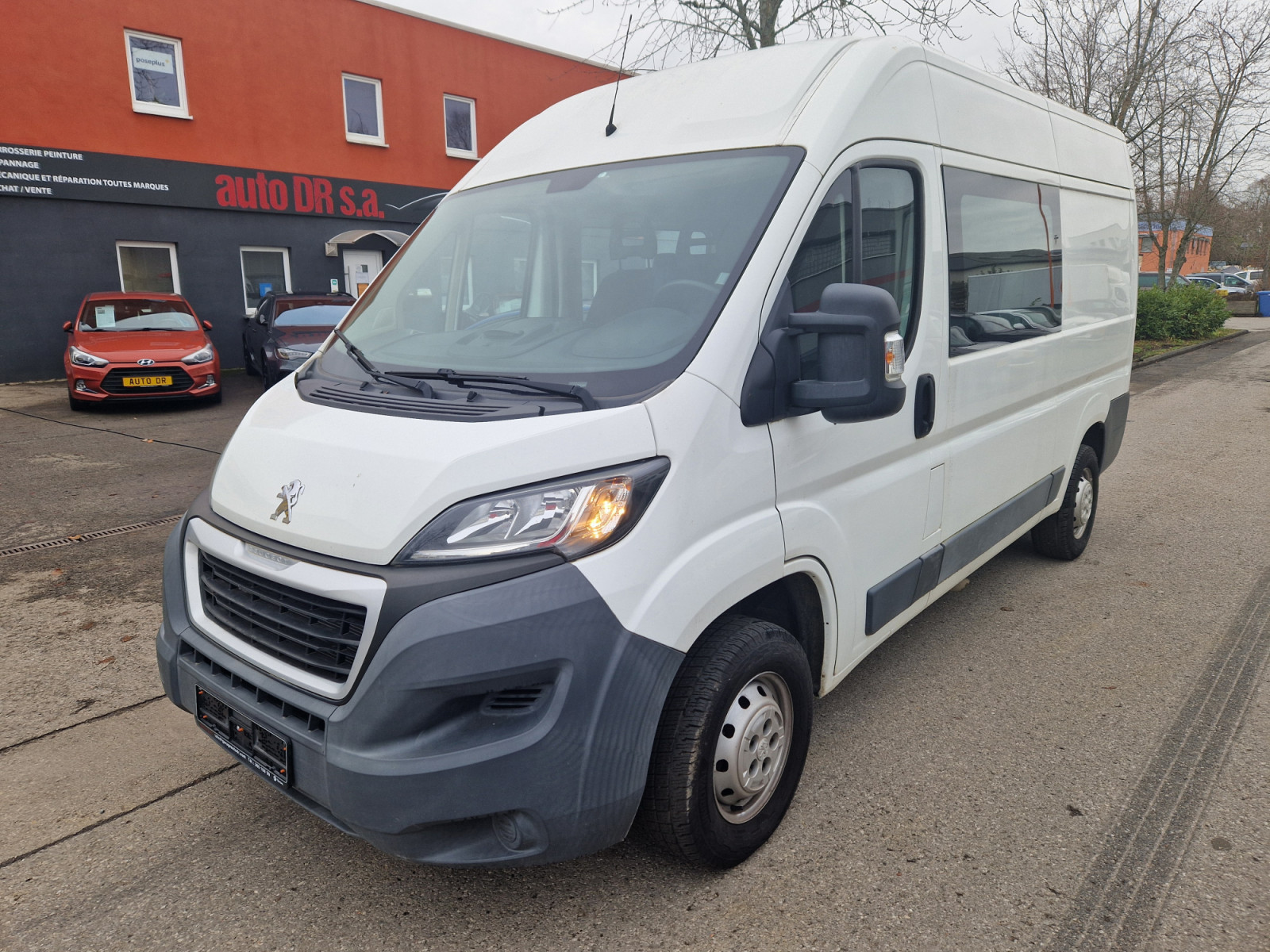 Peugeot Boxer 2.0 Hdi 130 CV Double Cabine 6 Places Garantie 12 Mois