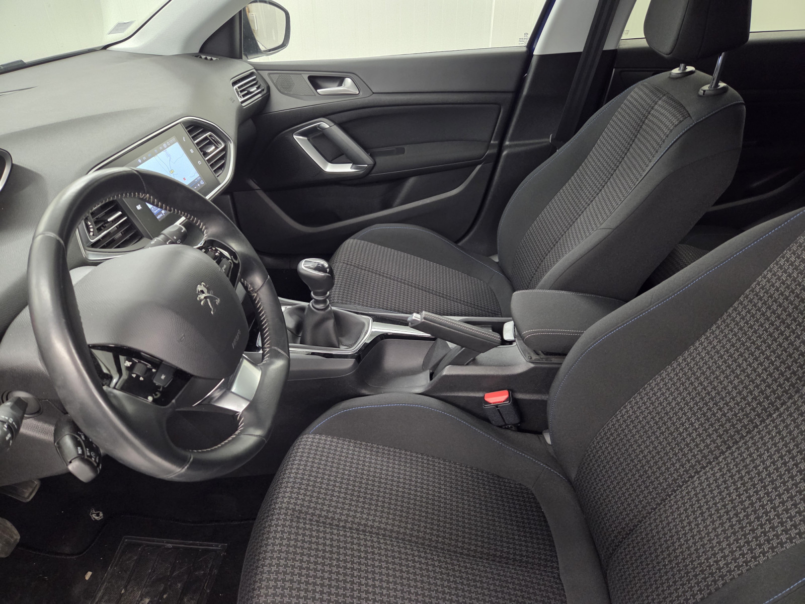 Peugeot 308 1.2 Style Edition 110 CV Garantie 12 Mois