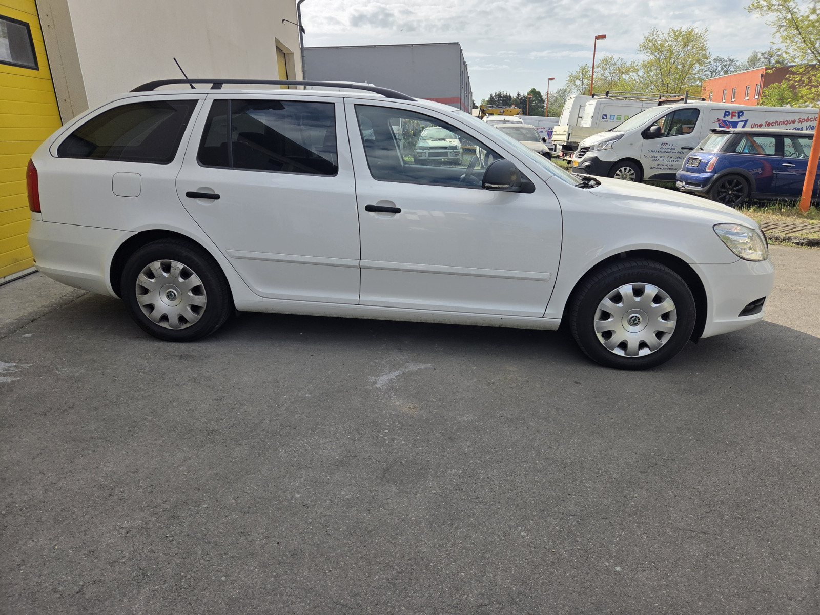 Skoda Octavia Combi 1.6 Tdi 105 CV Garantie 12 Mois