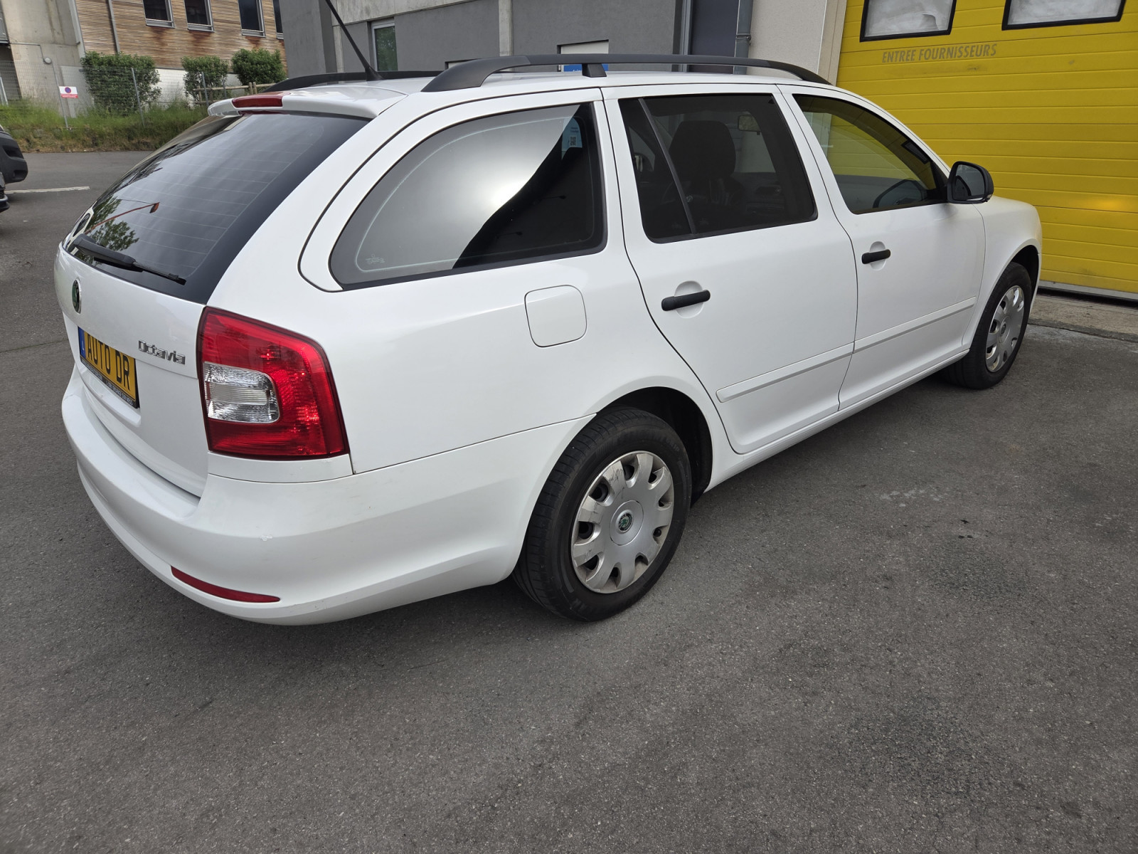 Skoda Octavia Combi 1.6 Tdi 105 CV Garantie 12 Mois