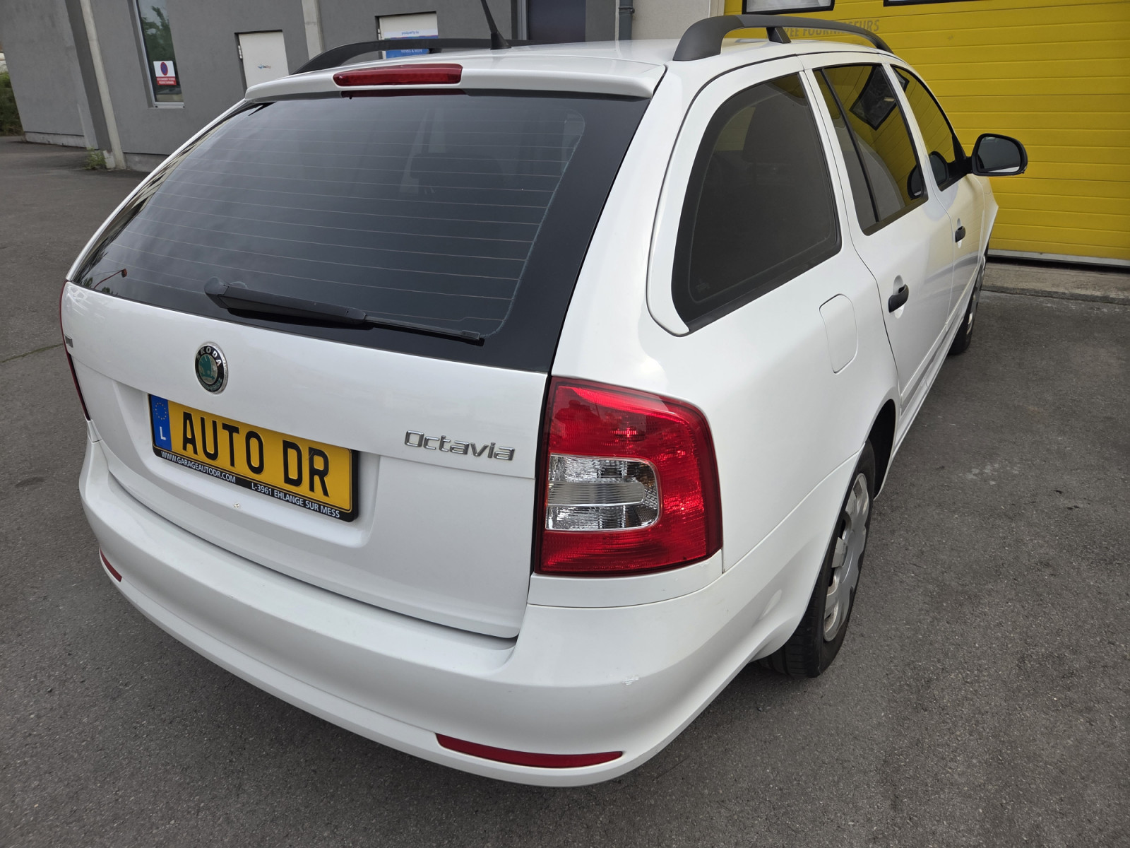 Skoda Octavia Combi 1.6 Tdi 105 CV Garantie 12 Mois