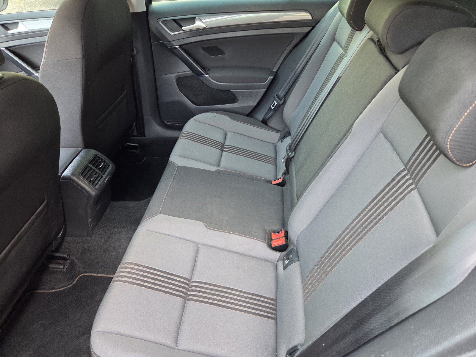Volkswagen Golf VII TSI 110 CV DSG (Garantie 12 mois)