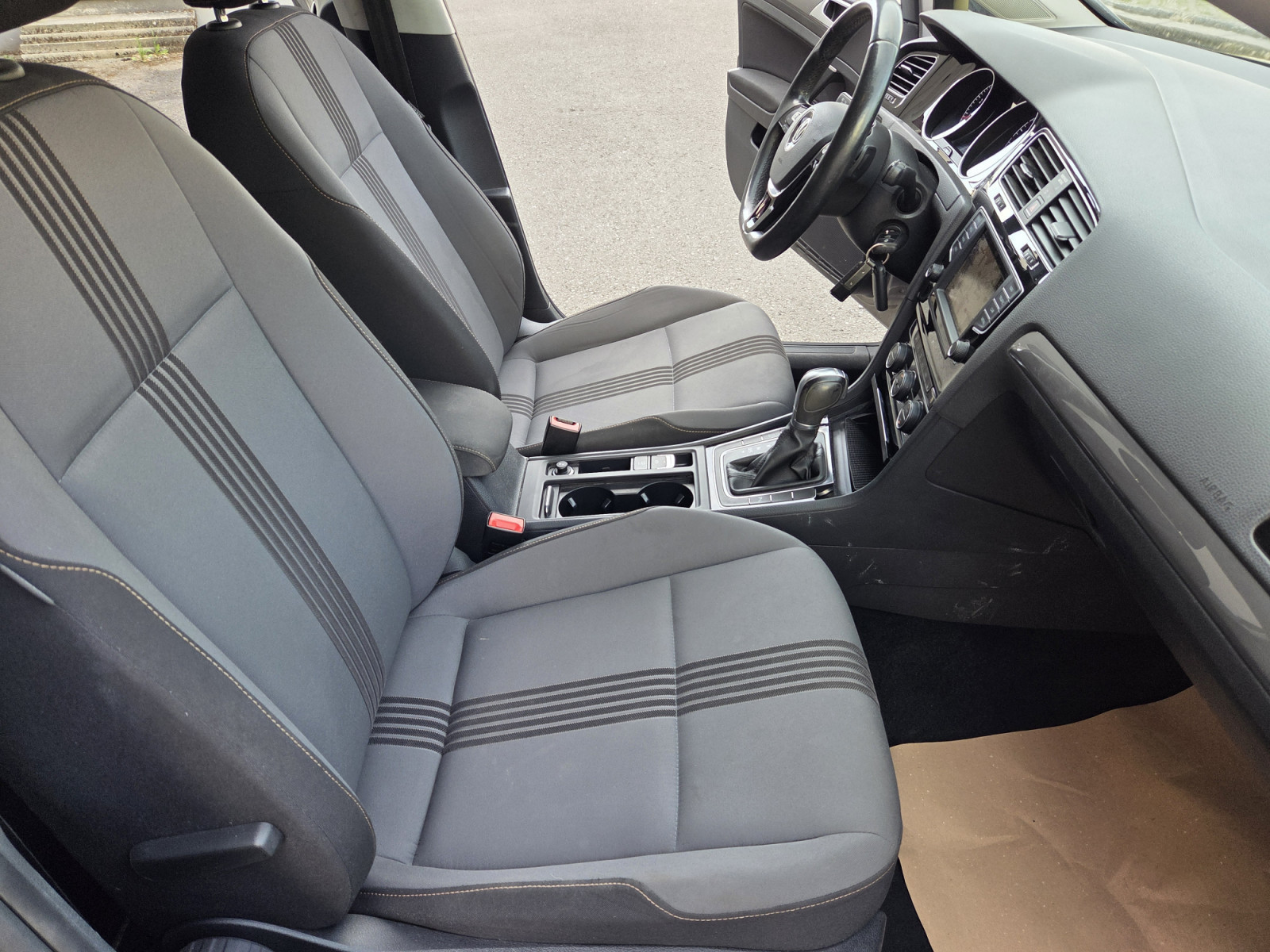 Volkswagen Golf VII TSI 110 CV DSG (Garantie 12 mois)
