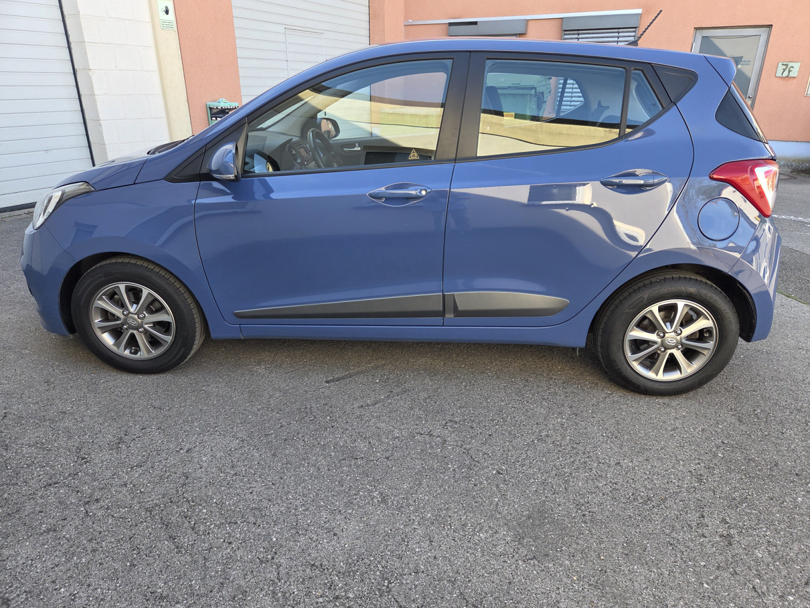 Hyundai i10 1.0 Blue Drive 67 CV Garantie 12 Mois