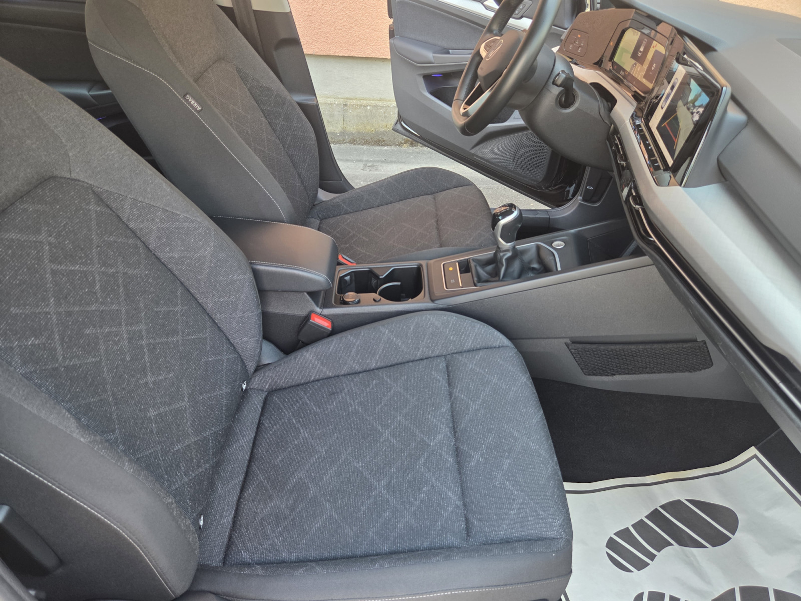 Volkswagen Golf VIII SW 1.5 TSI 150 CV Garantie 12 Mois