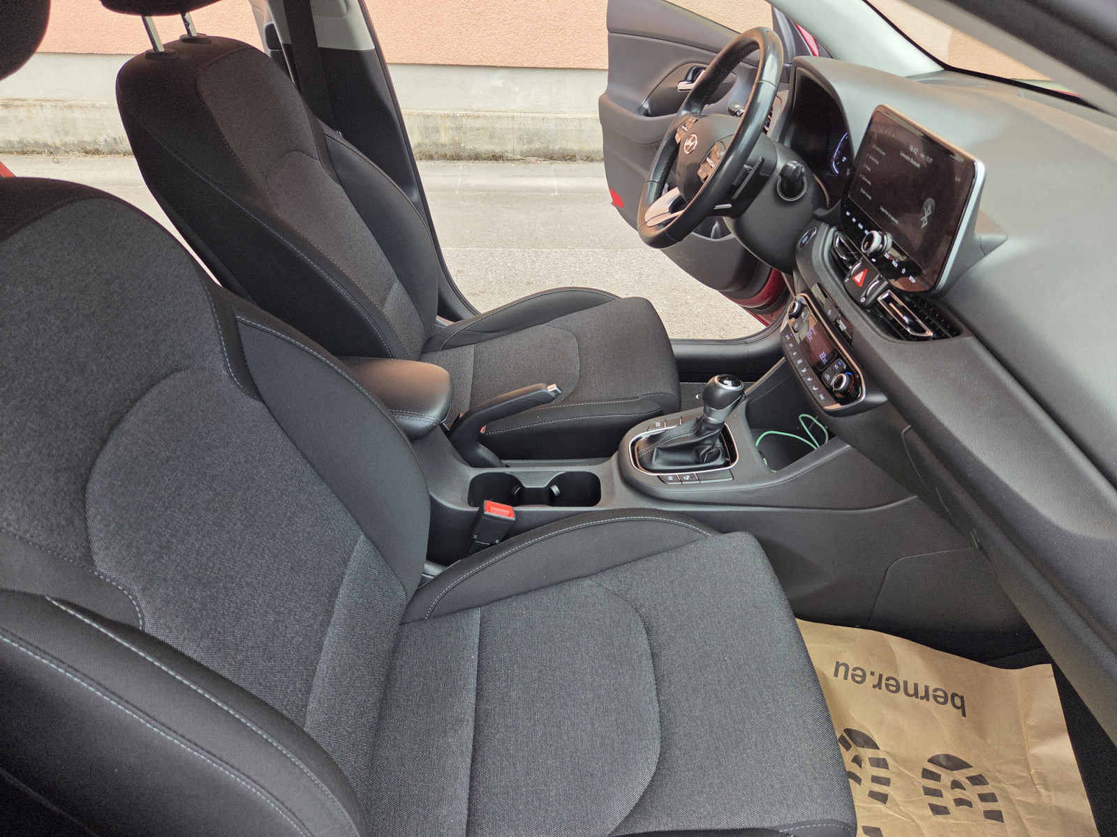 Hyundai i30 SW 1.6 CRDI 136 CV BVA Garantie 12 Mois