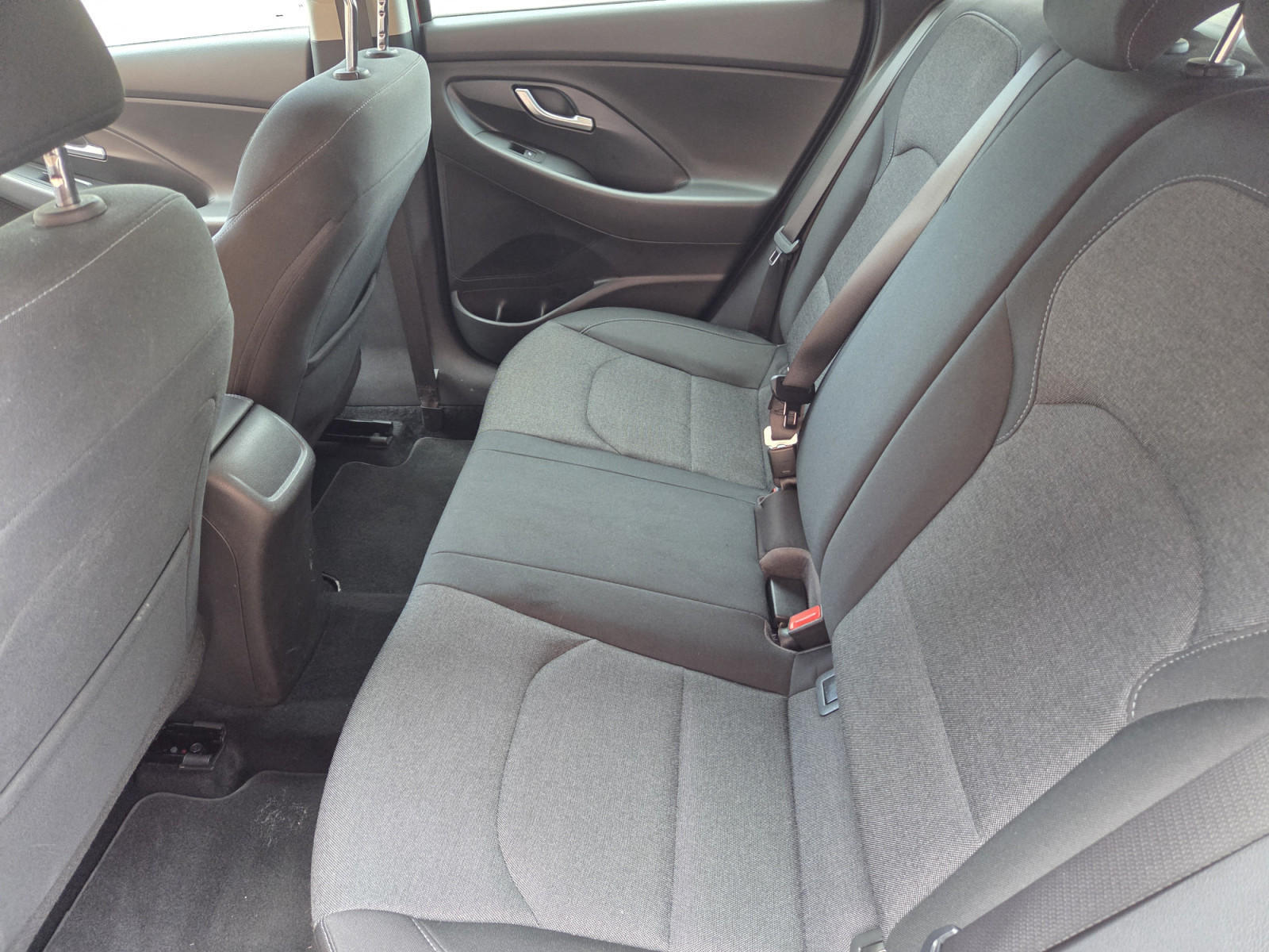 Hyundai i30 SW 1.6 CRDI 136 CV BVA Garantie 12 Mois