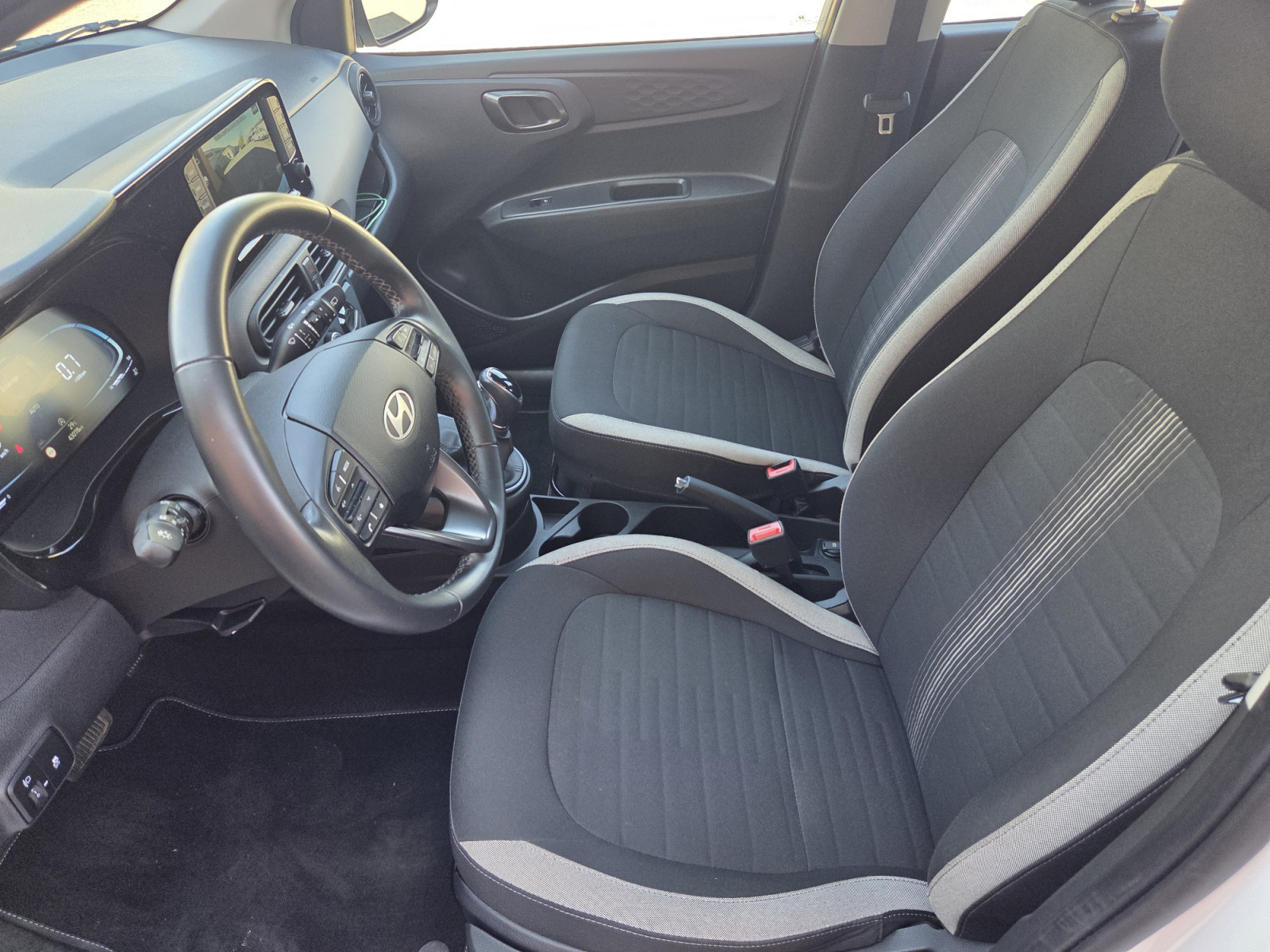 Hyundai i10 1.0 GDI 68 CV Boite Automatique (Garantie 12 mois)