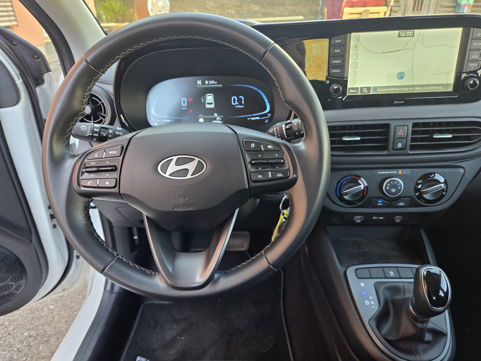 Hyundai i10 1.0 GDI 68 CV Boite Automatique (Garantie 12 mois)