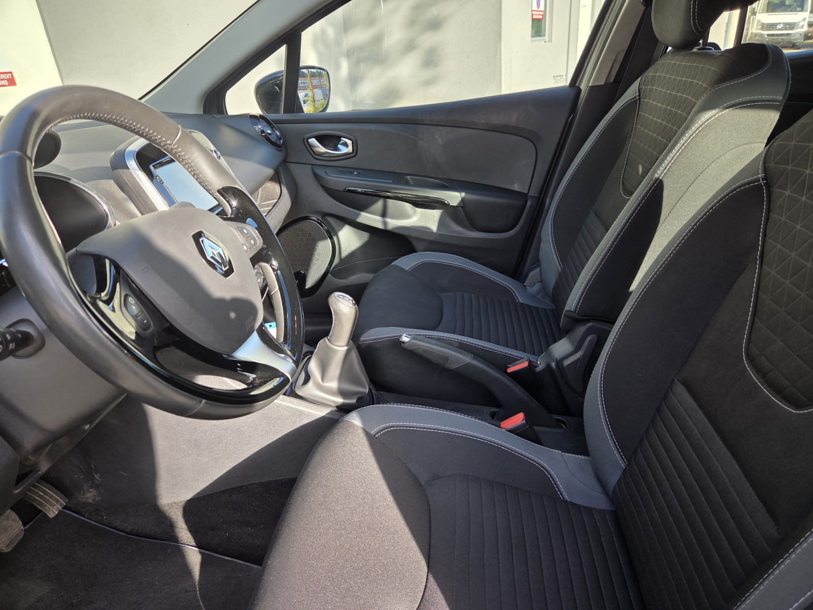 Renault Clio Estate 90 CV Garantie 12 Mois