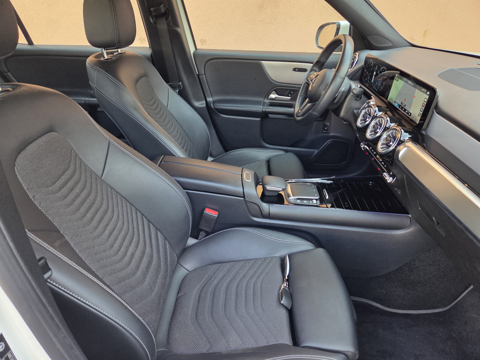 Mercedes-Benz GLB 200 4 Matic 163 CV 8G-DCT (Garantie 12 Mois)