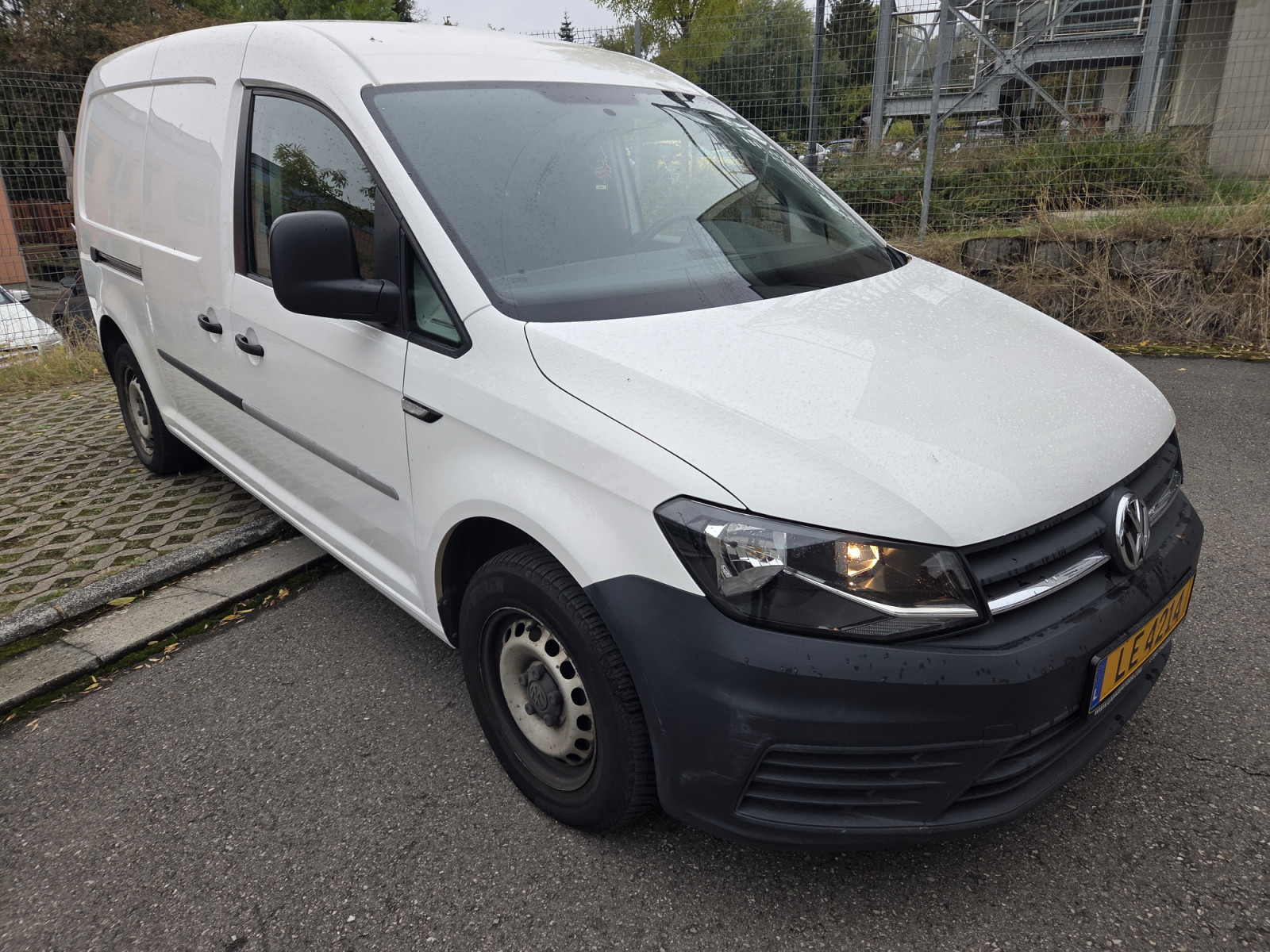Volkswagen Caddy Camionette En Location 50€ / Jour