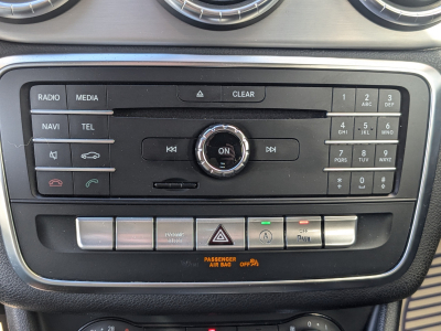 Mercedes-Benz CLA 180 Shooting Brake PACK AMG CAMERA GPS BLUETOOTH LED