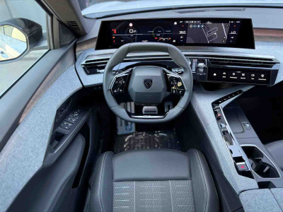 Peugeot 3008 1.2 Hybrid 145 E-DSC6 GT