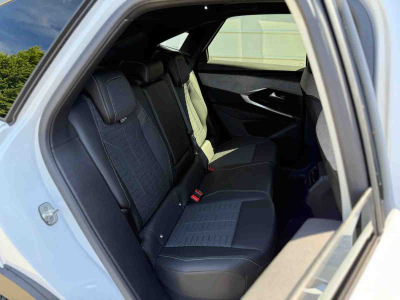 Peugeot 3008 1.2 Hybrid 145 E-DSC6 GT