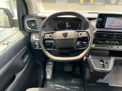 Peugeot Traveller 2.0 BlueHDI 180 AT8 Kombi L3