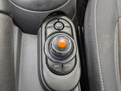 MINI One 1.5i GPS BLUETOOTH CLIM AUTO