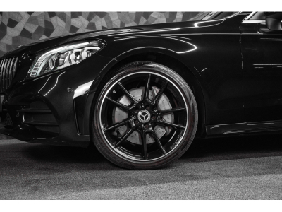 Mercedes-Benz C 300 4 MATIC Cabriolet AMG Line