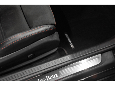 Mercedes-Benz C 300 4 MATIC Cabriolet AMG Line