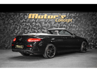 Mercedes-Benz C 300 4 MATIC Cabriolet AMG Line