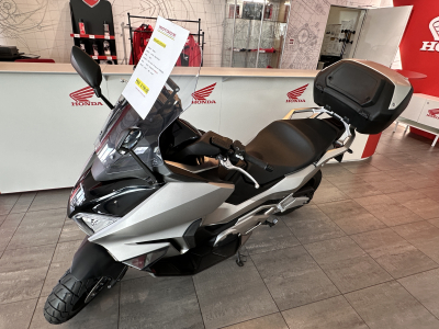 Honda Forza 750 