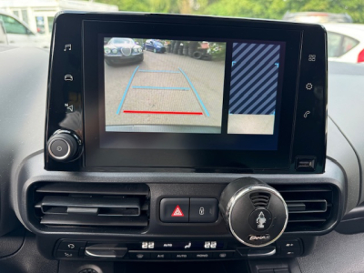 Citroën Berlingo CITROEN BERLINGO SHINE M HEAD UP KAMERA AUTOMATIK 7 SITZER