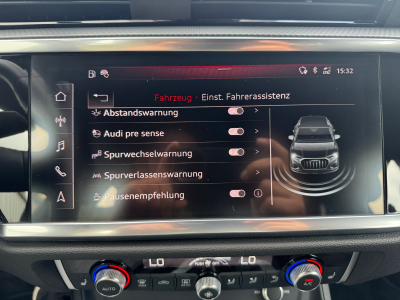 Audi Q3 AUDIQ3 40 TFSI Quattro Advanced LED Navi ACC Kamera Alcantara